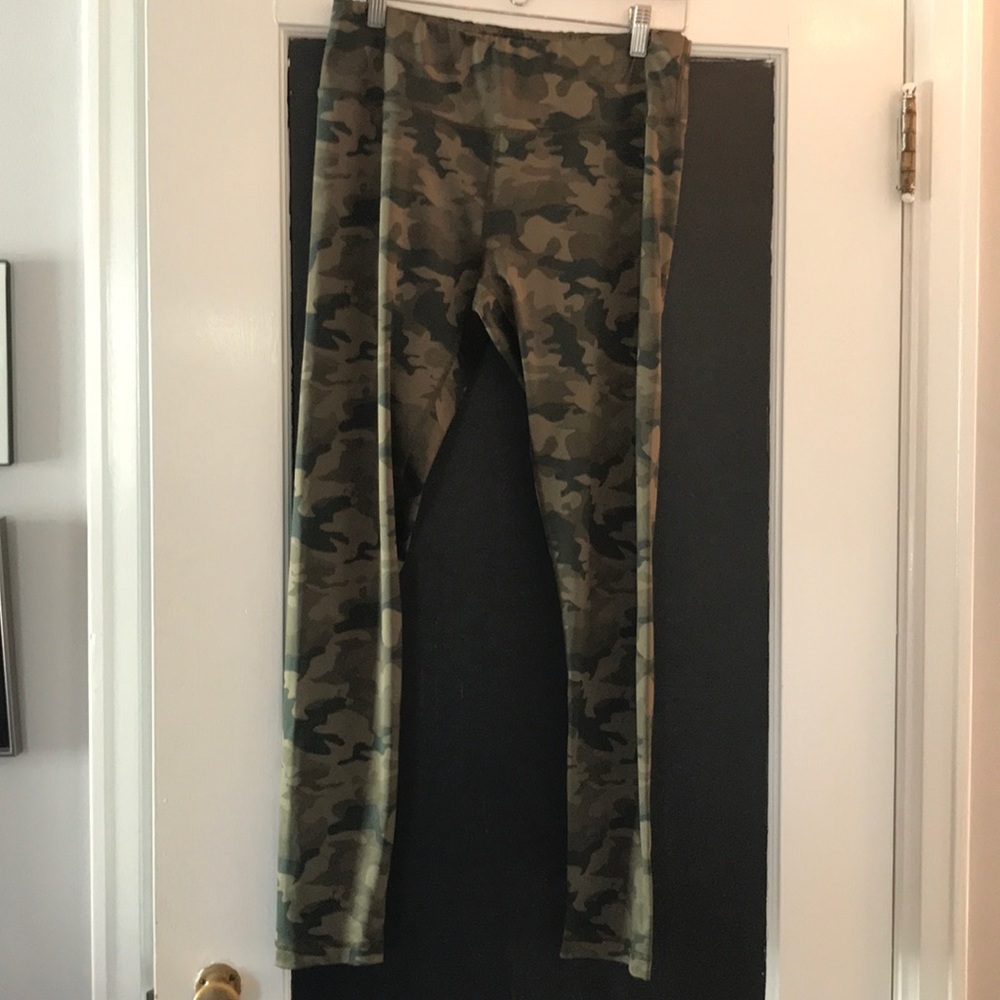 90 degree camo leggings